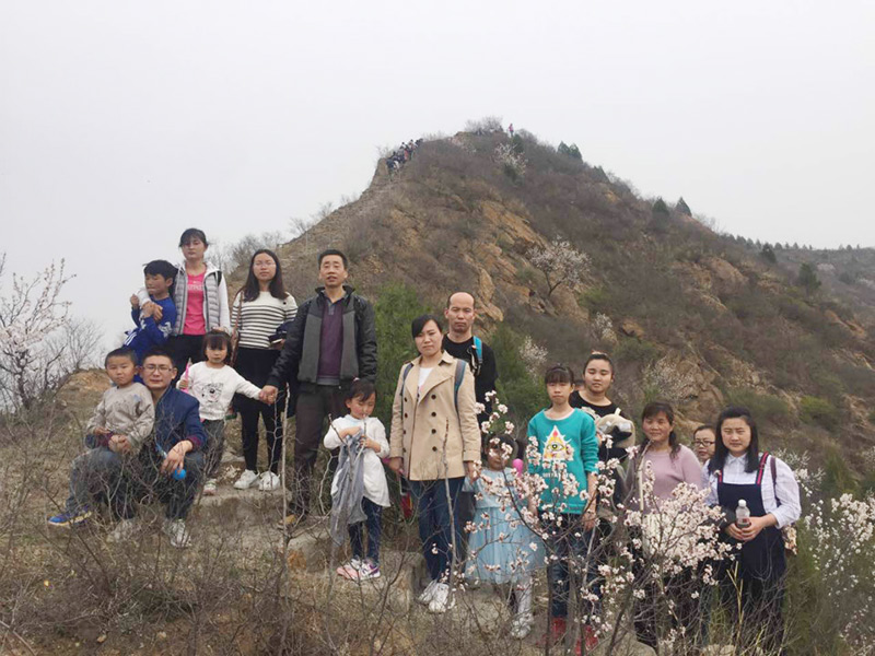 紙罐定制廠家軍興溢美相親相愛(ài)一家人古北水鎮(zhèn)春游啦 紙罐定制廠家軍興溢美相親相愛(ài)一家人古北水鎮(zhèn)春游啦
