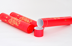 春聯(lián)圓筒紙罐包裝，看起來也不錯哦！